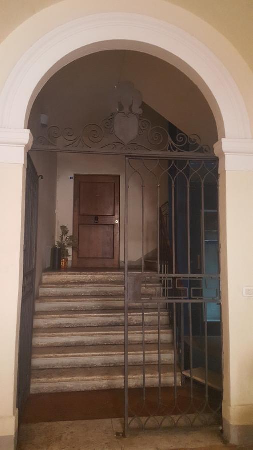 All'Ombra Della Torre Only Rooms Σιένα Εξωτερικό φωτογραφία